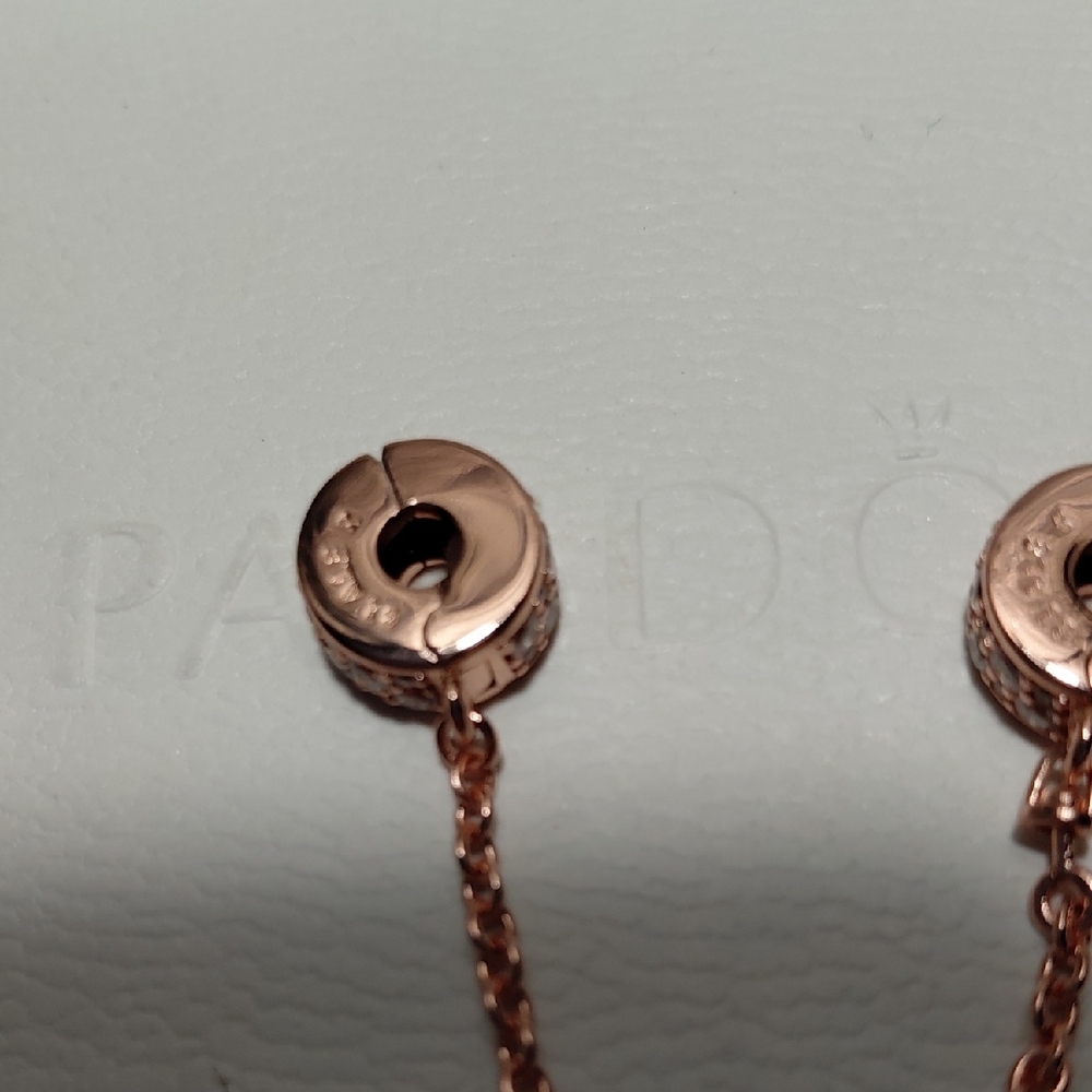 PANDORA Rose Gold Security Chain - Picture 4 of 7